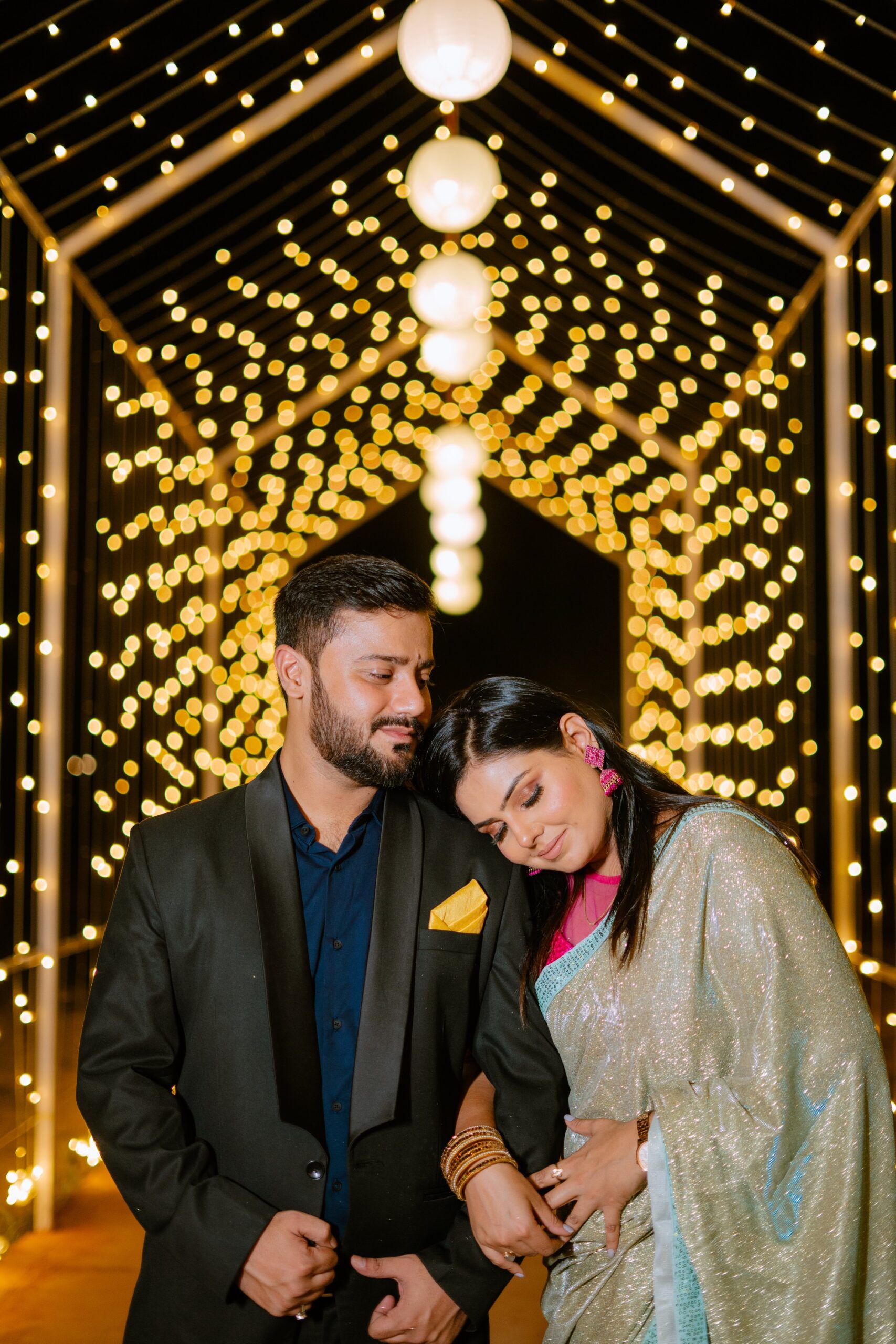 Romantic pre-wedding couple photography call to action background